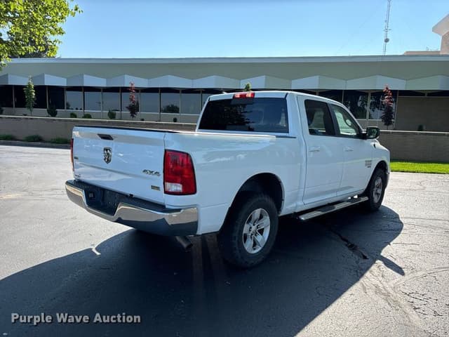 Image of Dodge Ram 1500 equipment image 4