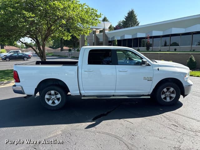 Image of Dodge Ram 1500 equipment image 3