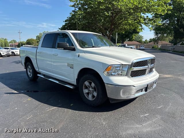 Image of Dodge Ram 1500 equipment image 2