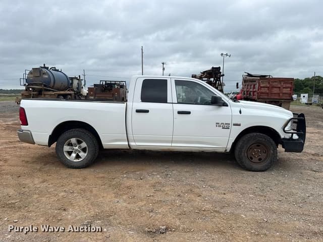 Image of Dodge Ram 1500 equipment image 3
