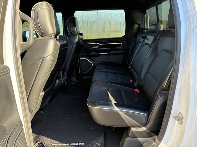 Image of Dodge Ram 1500 equipment image 4