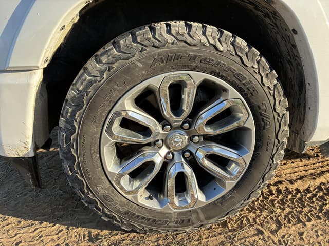 Image of Dodge Ram 1500 equipment image 1