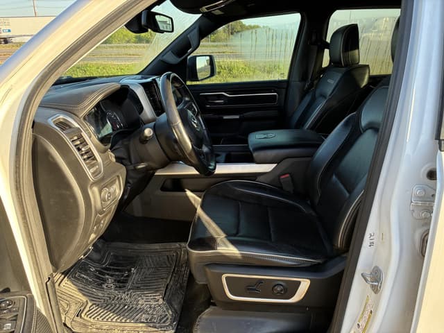 Image of Dodge Ram 1500 equipment image 2