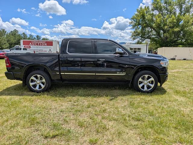 Image of Dodge Ram 1500 equipment image 4