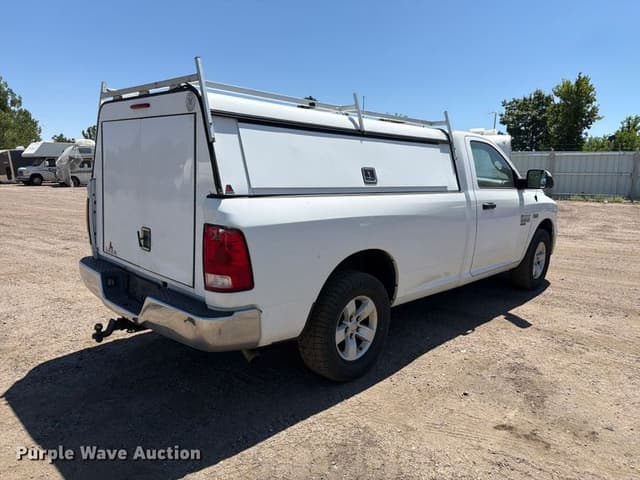 Image of Dodge Ram 1500 equipment image 4