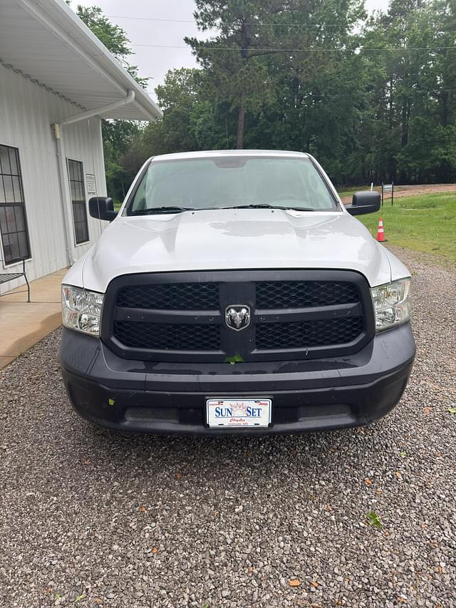 Image of Dodge Ram 1500 equipment image 4