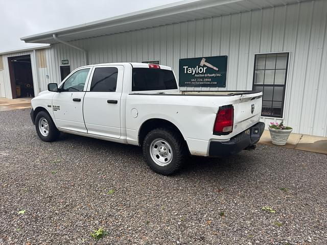 Image of Dodge Ram 1500 equipment image 2