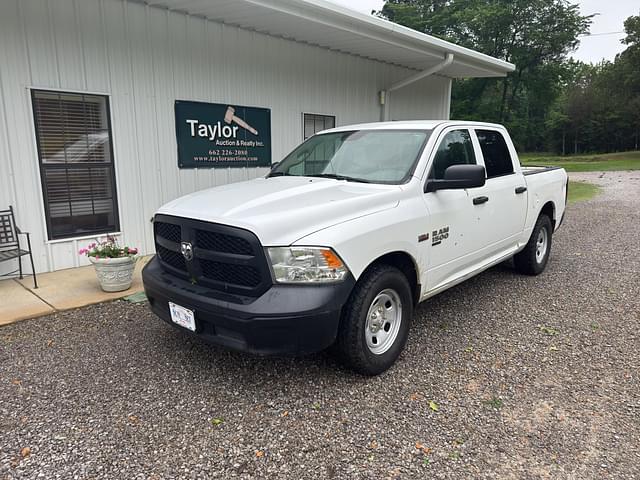 Image of Dodge Ram 1500 equipment image 1
