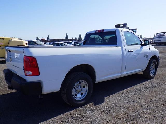 Image of Dodge Ram 1500 equipment image 2