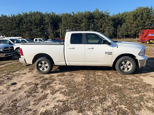 Image of Dodge Ram 1500 equipment image 3
