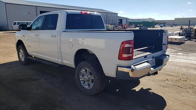 Image of Dodge Ram 2500 equipment image 3