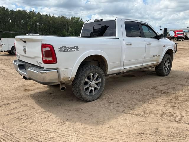 Image of Dodge Ram 2500 equipment image 4