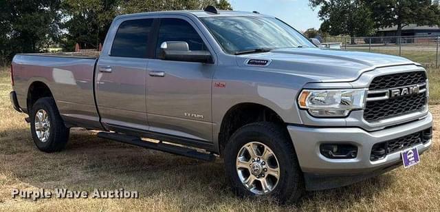 Image of Dodge Ram 2500 equipment image 2