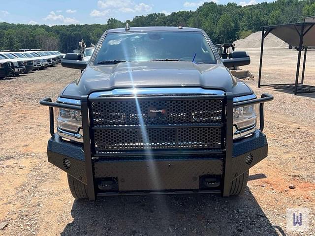 Image of Dodge Ram 2500HD equipment image 1