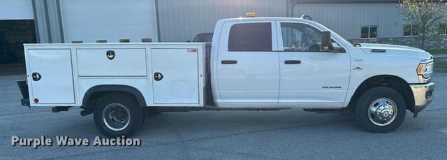 Image of Dodge Ram 3500 equipment image 3