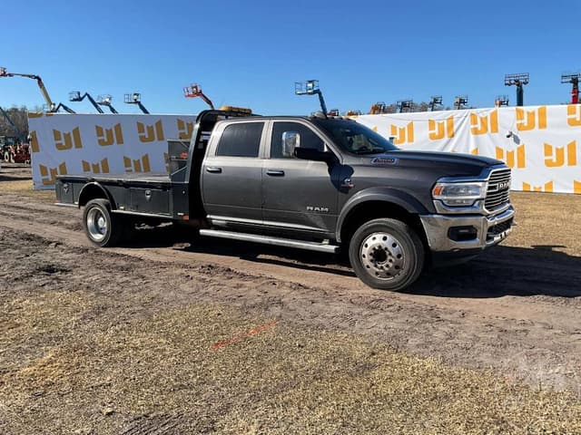 Image of Dodge Ram 4500 equipment image 2