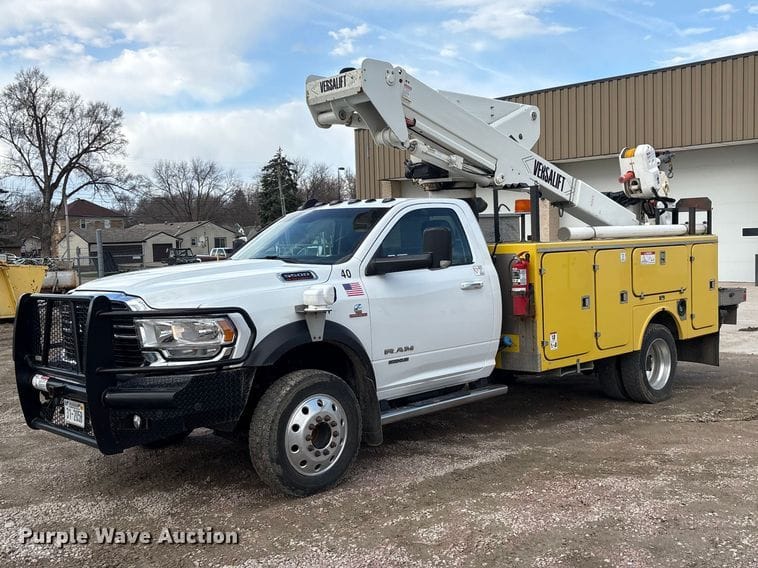 2019 Dodge Ram 5500 Equipment Image0