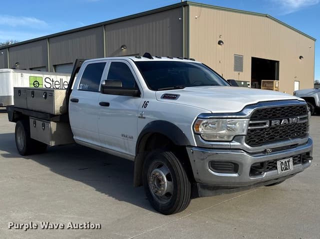 Image of Dodge Ram 5500 equipment image 2
