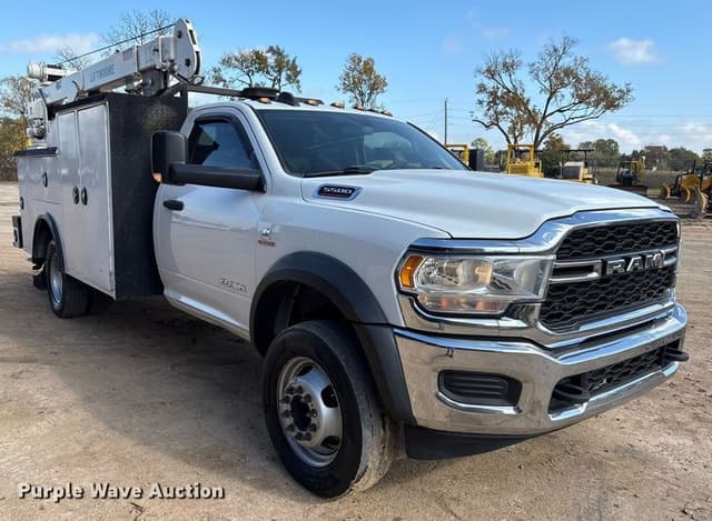 Image of Dodge Ram 5500 equipment image 2