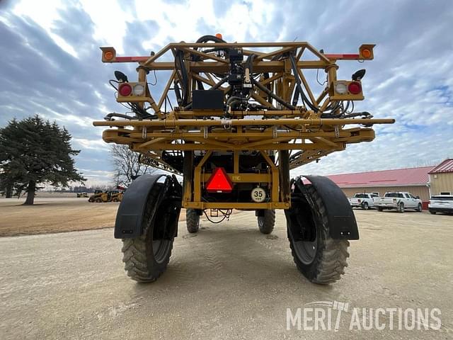 Image of RoGator RG1100C equipment image 3