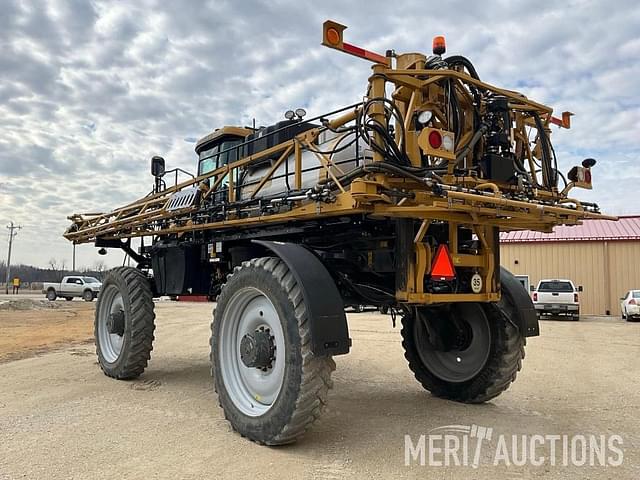 Image of RoGator RG1100C equipment image 2