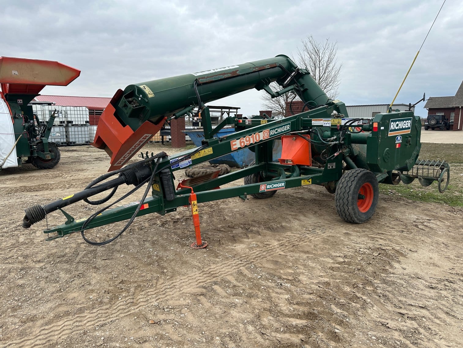 2019 Richiger E6910 Equipment Image0
