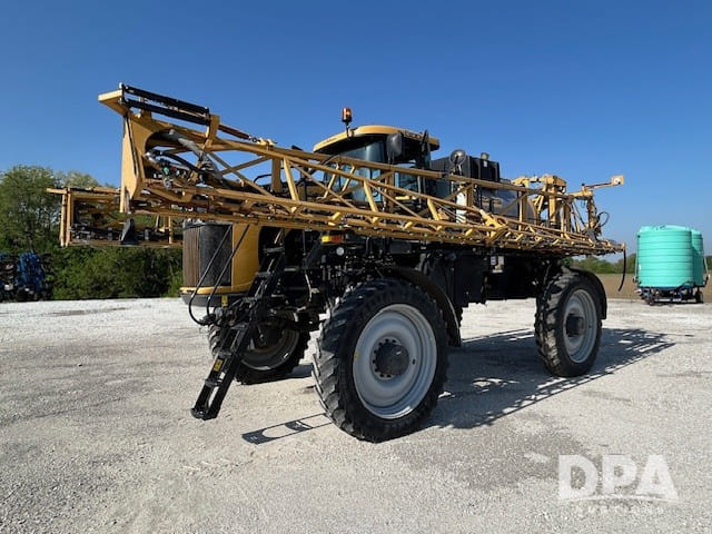 2019 RoGator RG1300C Equipment Image0