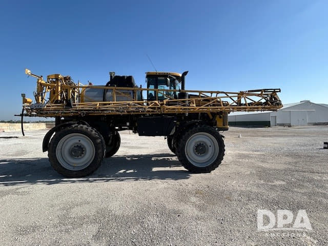 Image of RoGator RG1300C equipment image 4
