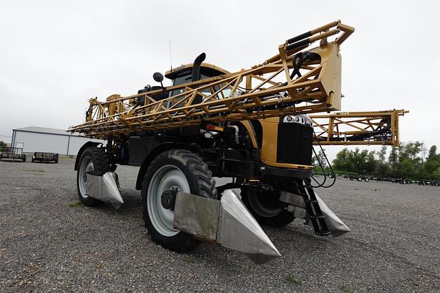 Image of RoGator RG1100C equipment image 3