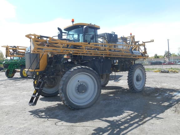 Image of RoGator RG1100C equipment image 1