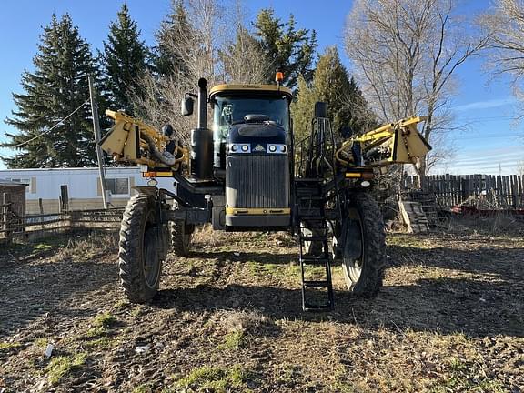 Image of RoGator RG1100C equipment image 2