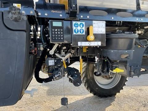 Image of RoGator RG1100C equipment image 3