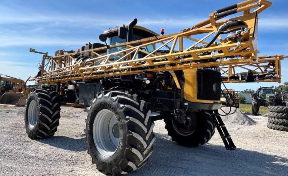2019 RoGator RG1100C Equipment Image0