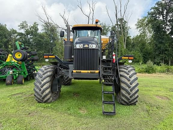 Image of RoGator RG1100C equipment image 3