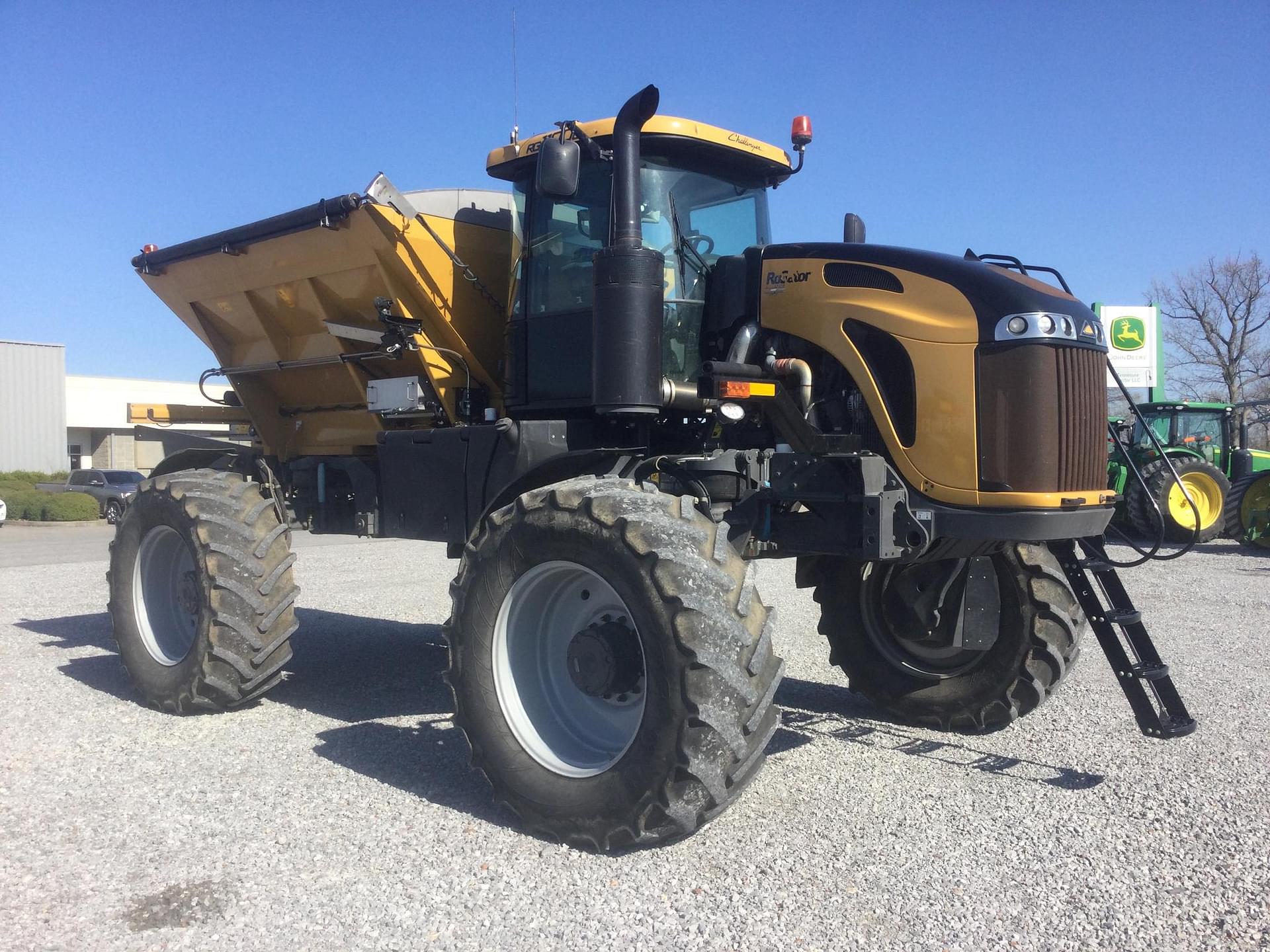 Main image RoGator RG1100C 15