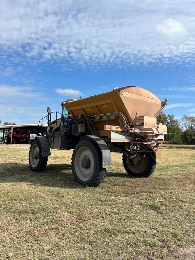 Image of RoGator RG1100C equipment image 3