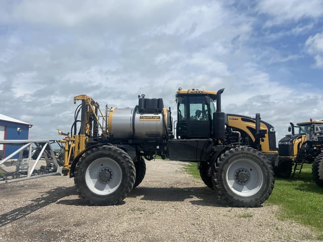 Image of RoGator RG1100C equipment image 1