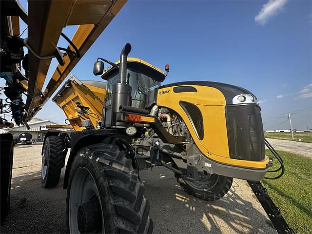 Image of RoGator RG1100C equipment image 4