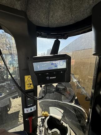 Image of RoGator RG1100C equipment image 3