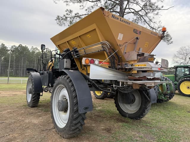 Image of RoGator RG1100C equipment image 1