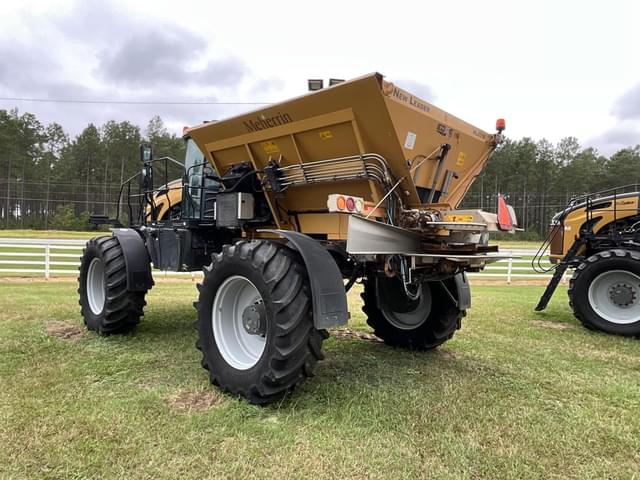 Image of RoGator RG1100C equipment image 2