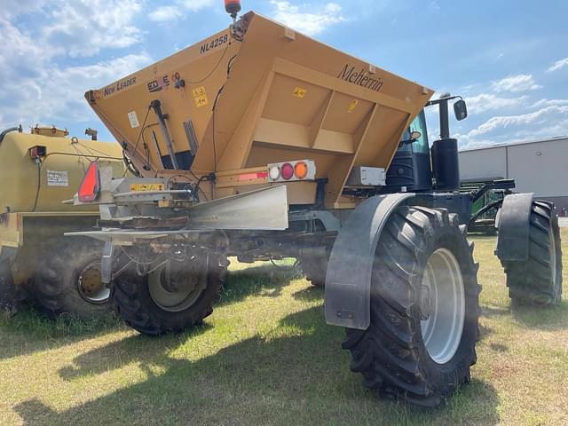 Image of RoGator RG1100C equipment image 3