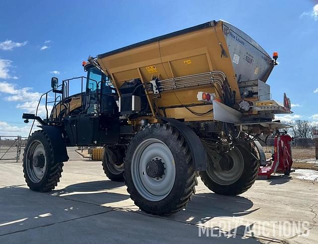 Image of RoGator RG1100C equipment image 2