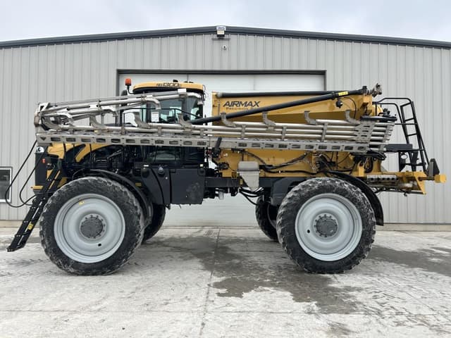 Image of RoGator RG1300C equipment image 2