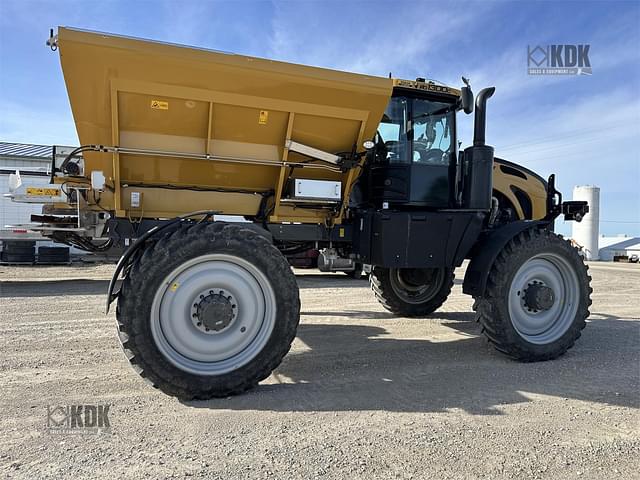 Image of RoGator RG1300C equipment image 4