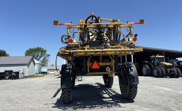 Image of RoGator RG1300C equipment image 4