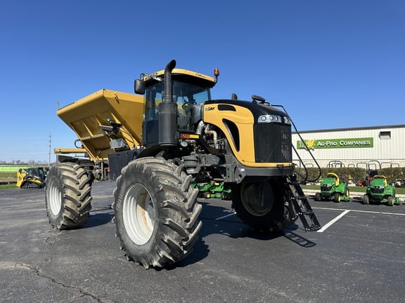 2019 RoGator RG1300C Equipment Image0