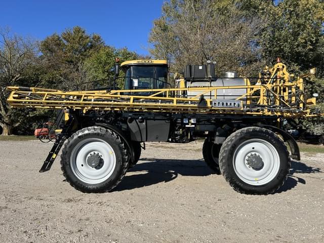 Image of RoGator RG1300C equipment image 2