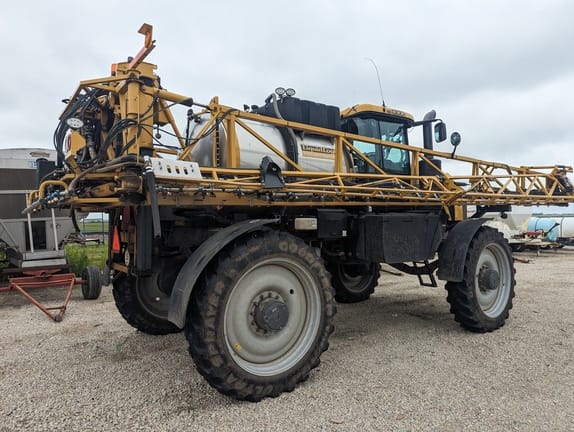 2019 RoGator RG1300C Equipment Image0