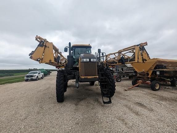 Image of RoGator RG1300C equipment image 3